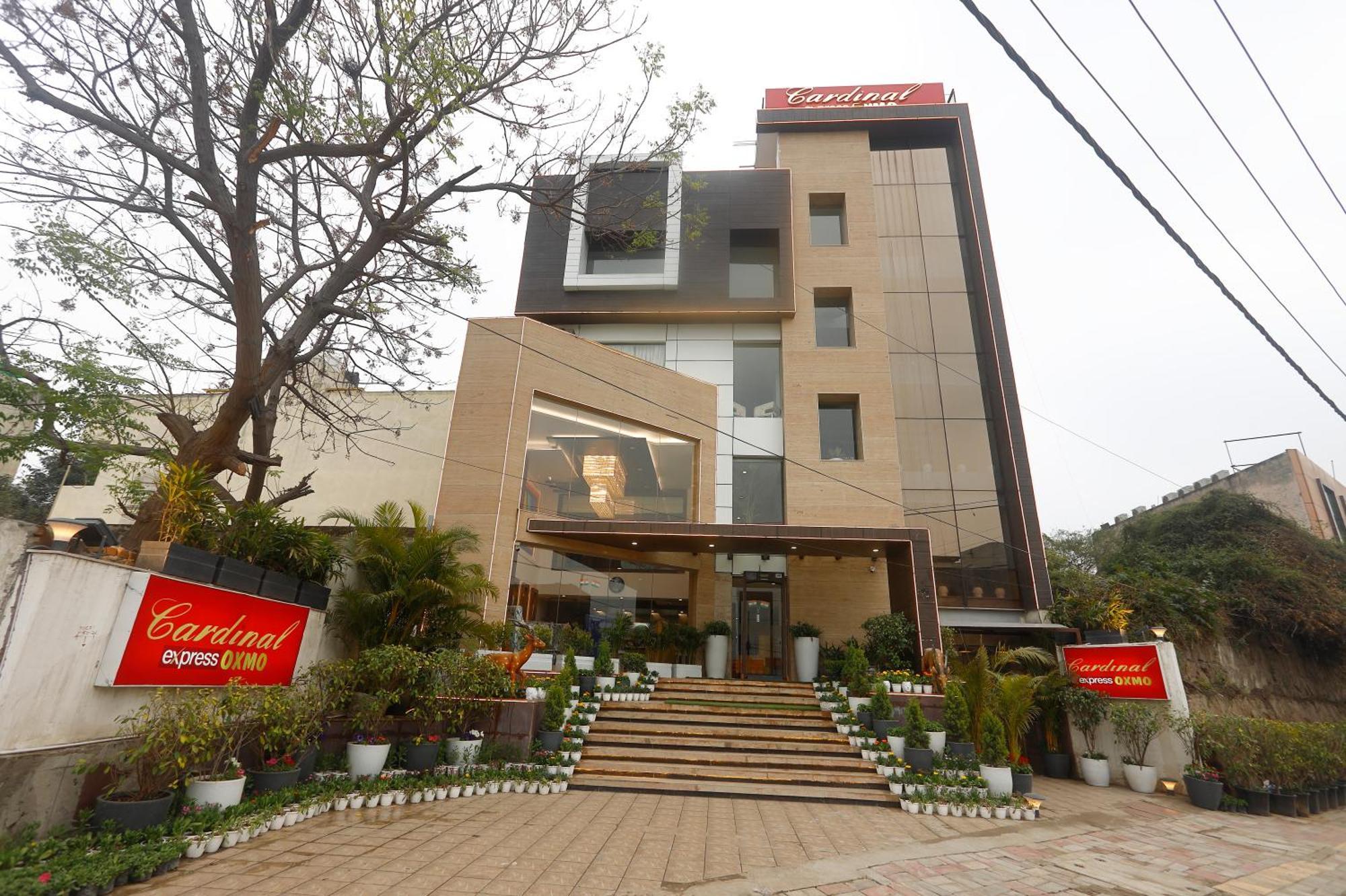 Hotel Oxmo Delhi Airport With Free Airport Transsfer Új-Delhi Kültér fotó