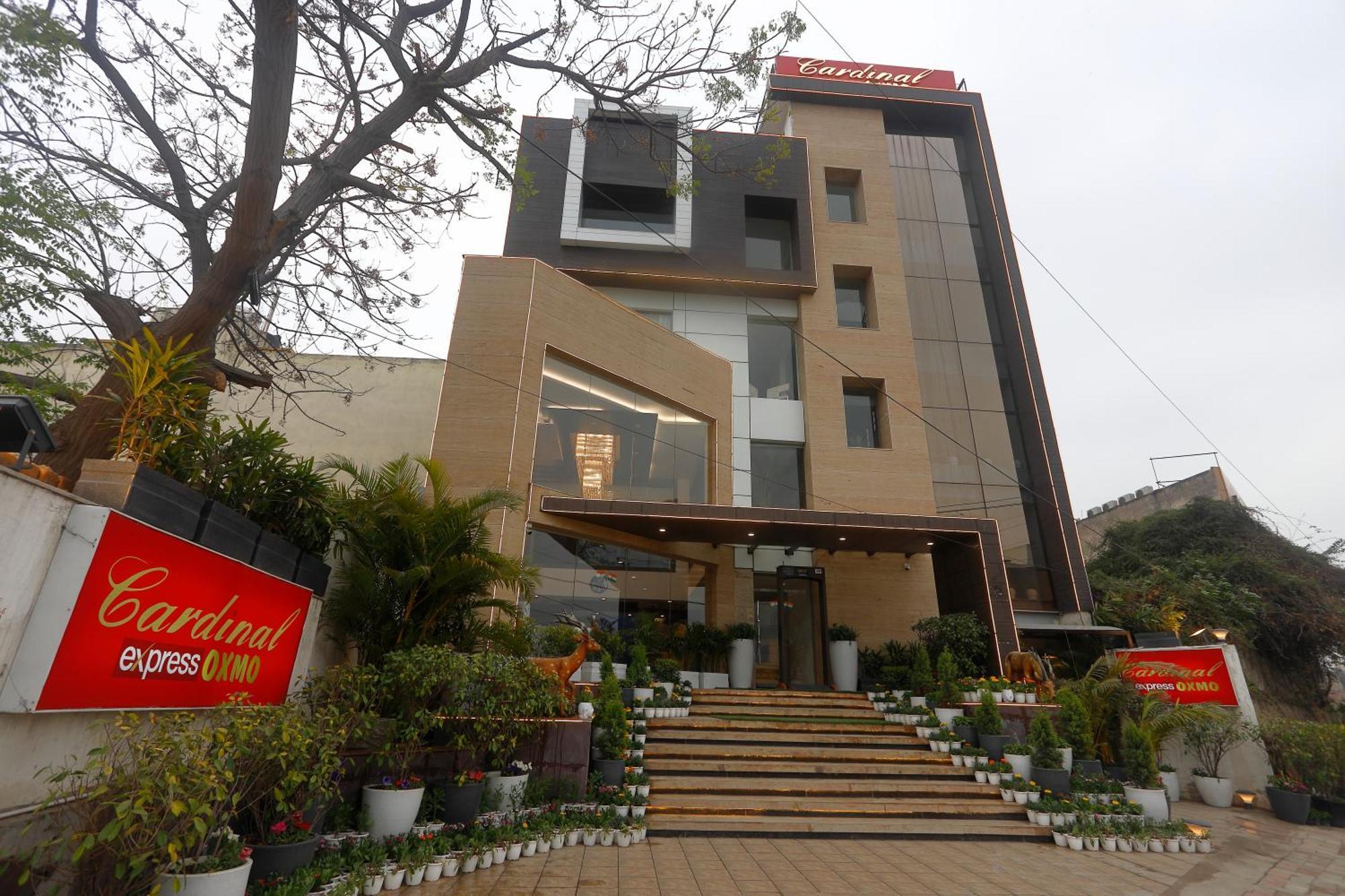 Hotel Oxmo Delhi Airport With Free Airport Transsfer Új-Delhi Kültér fotó