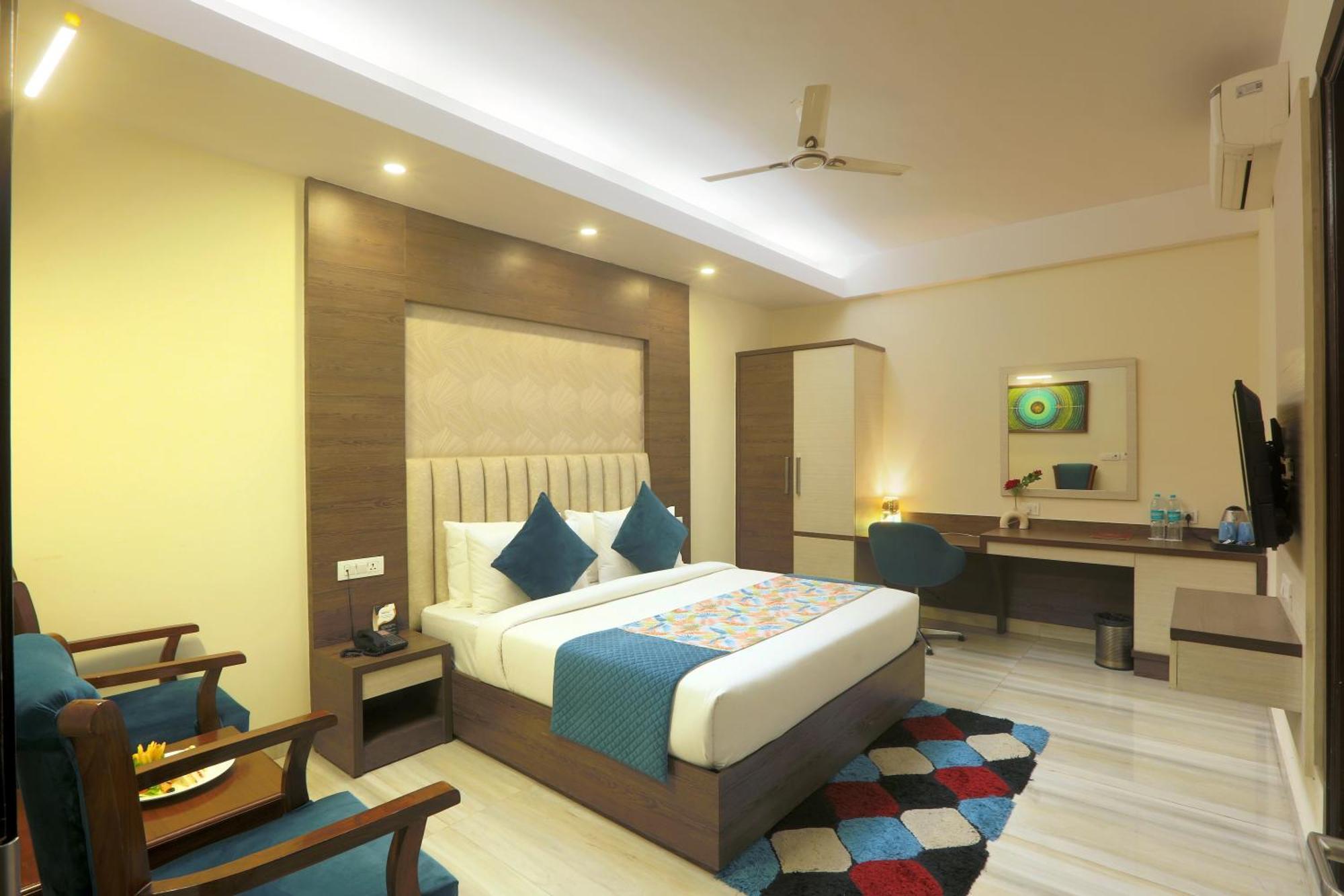 Hotel Oxmo Delhi Airport With Free Airport Transsfer Új-Delhi Kültér fotó