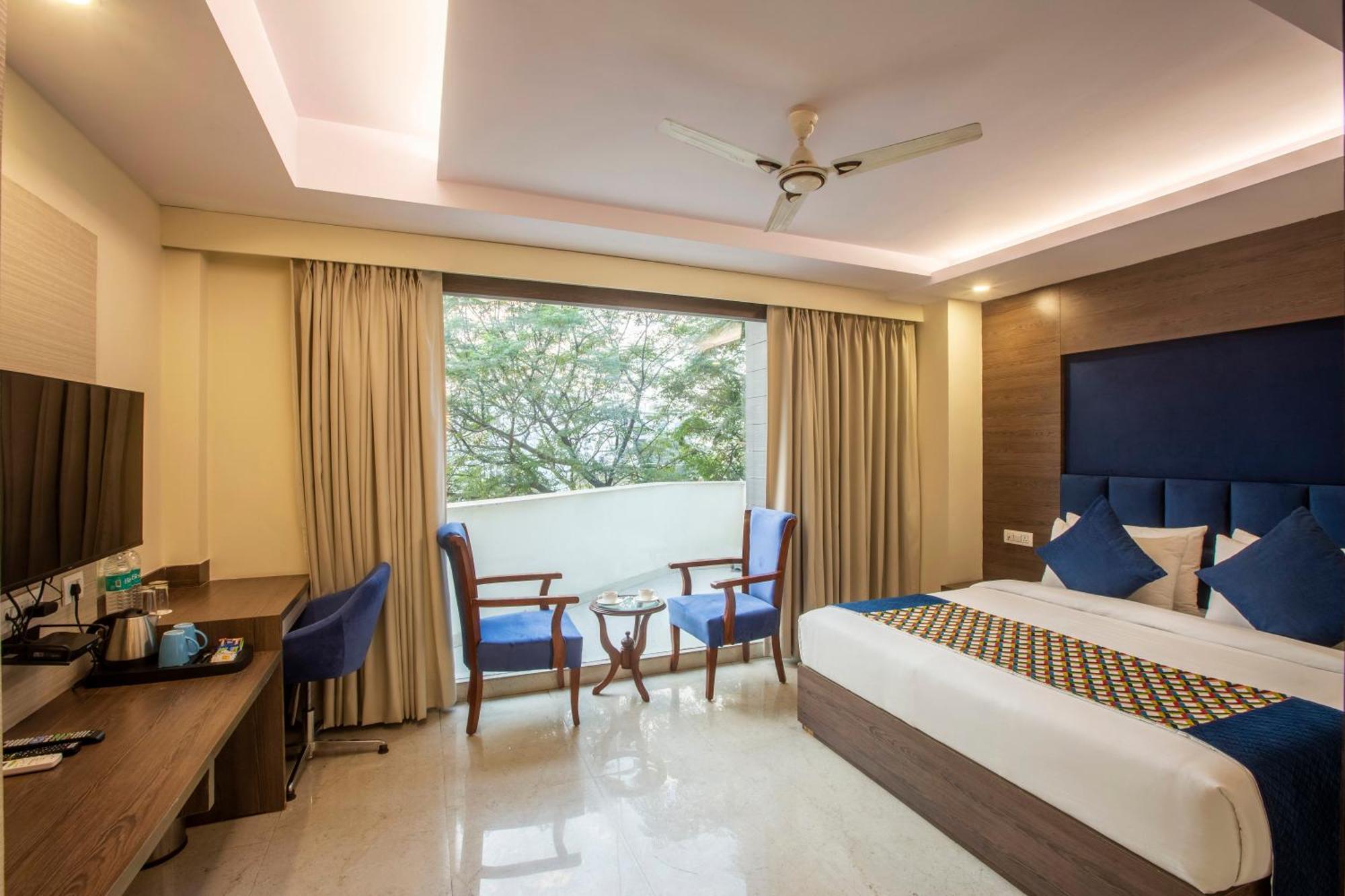 Hotel Oxmo Delhi Airport With Free Airport Transsfer Új-Delhi Kültér fotó